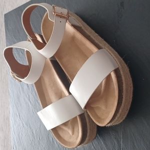 Platform sandals